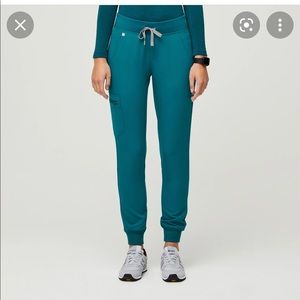 Pacific Blue figs set